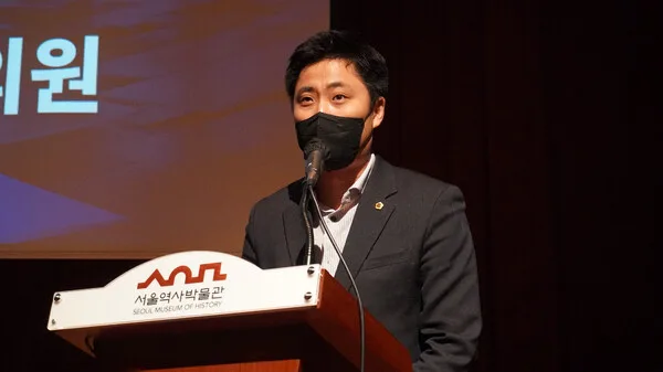 서울시의회 행정자치위원회 송경택 의원